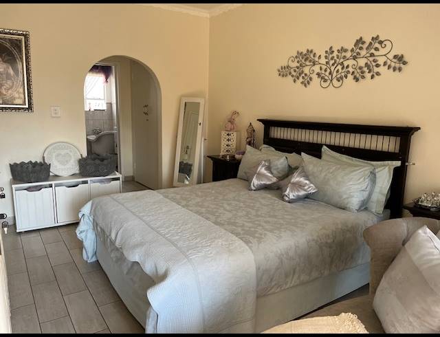 3 BEDROOM TOWNHOUSE FOR SALE IN CROYDON